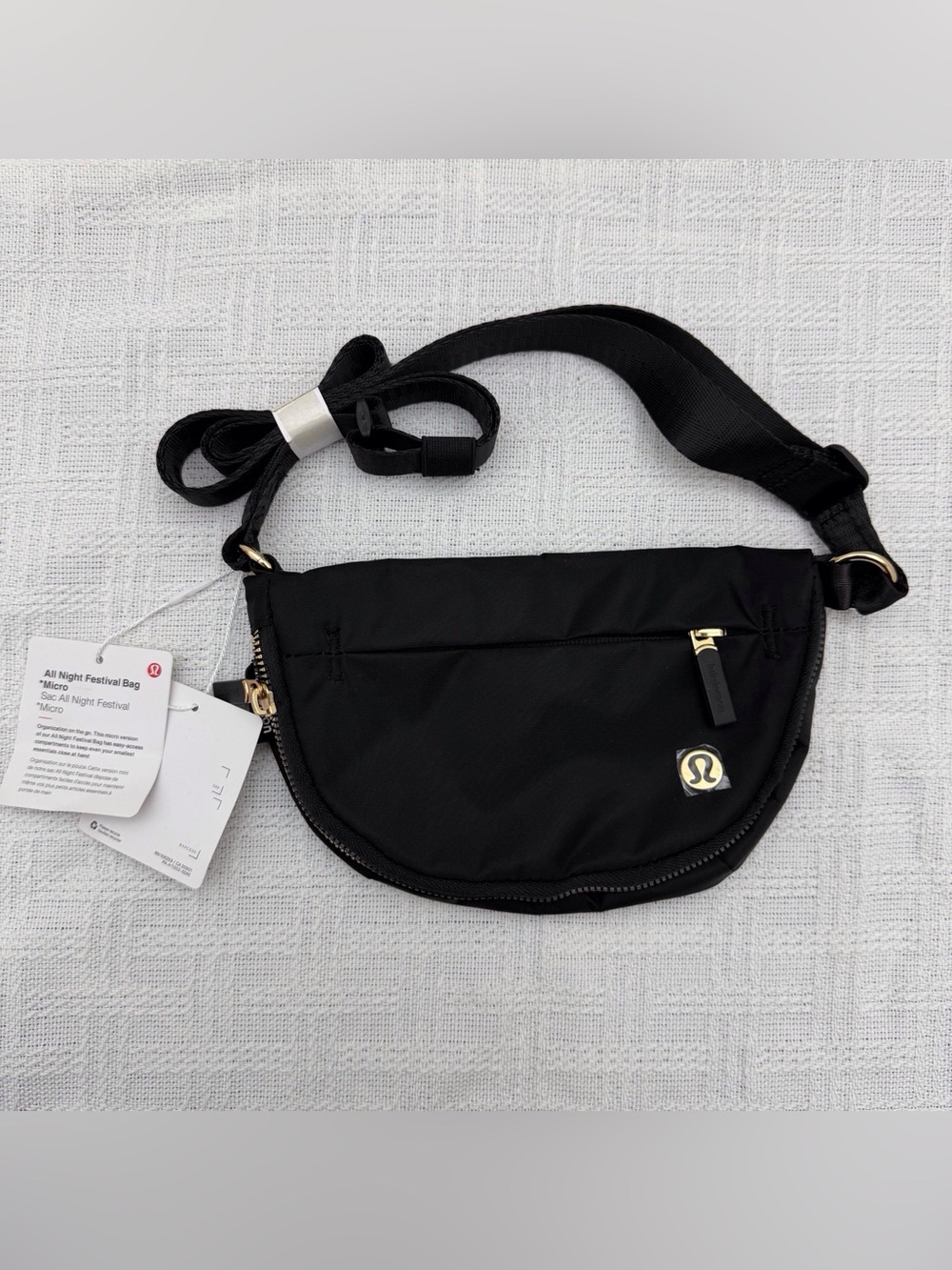 Lululemon - All Night Festival Bag - Micro 2L - Black/Gold